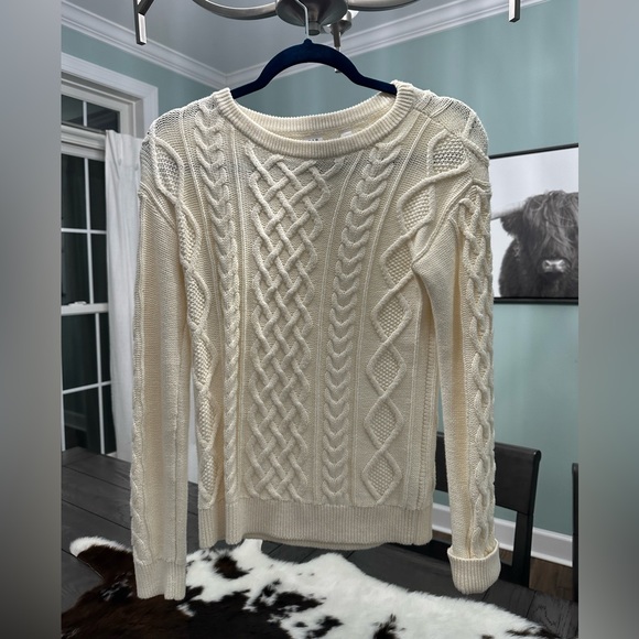 GAP! Cream color, and runs  a little big - Picture 1 of 3